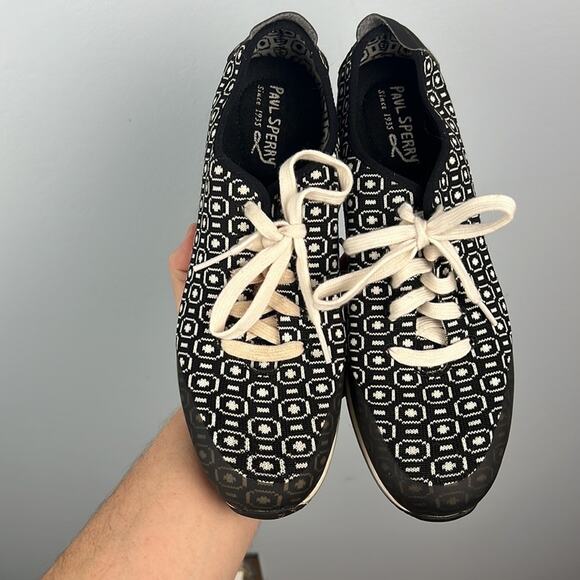 Paul Sperry black & white lace up sneaker size 8.5 - Picture 2 of 6